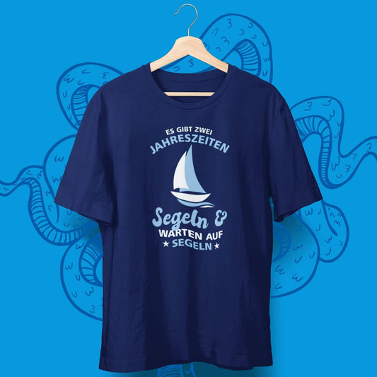 T-Shirt "Zwei Jahreszeiten Segeln" Segelboot - aqua-wave.de